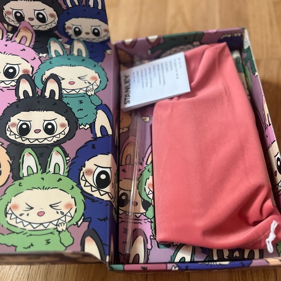 Stanley Labubu Multicolor character - Picture 3 of 4